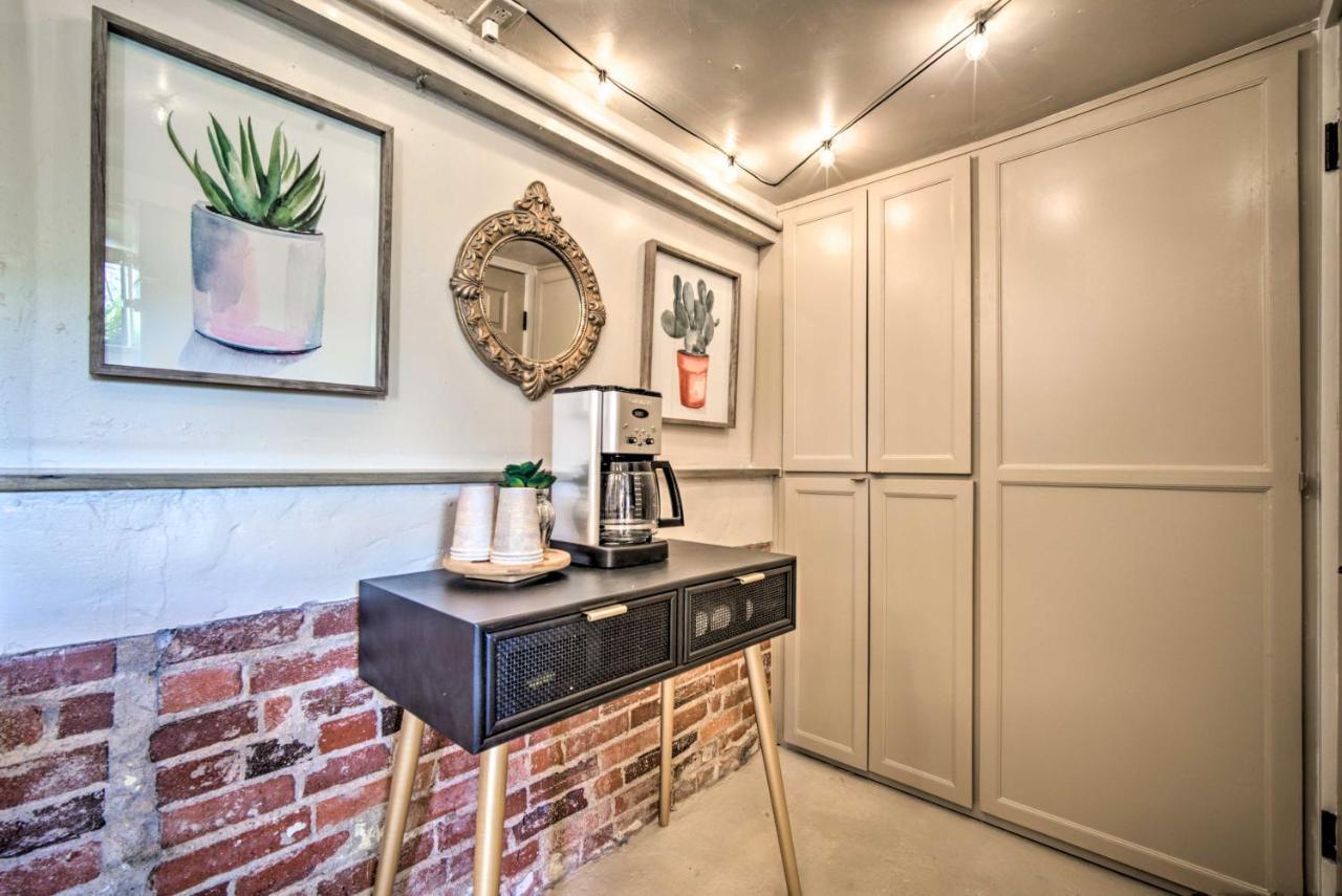 Cozy El Paso Studio With Patio About 5 Mi To Utep! エクステリア 写真