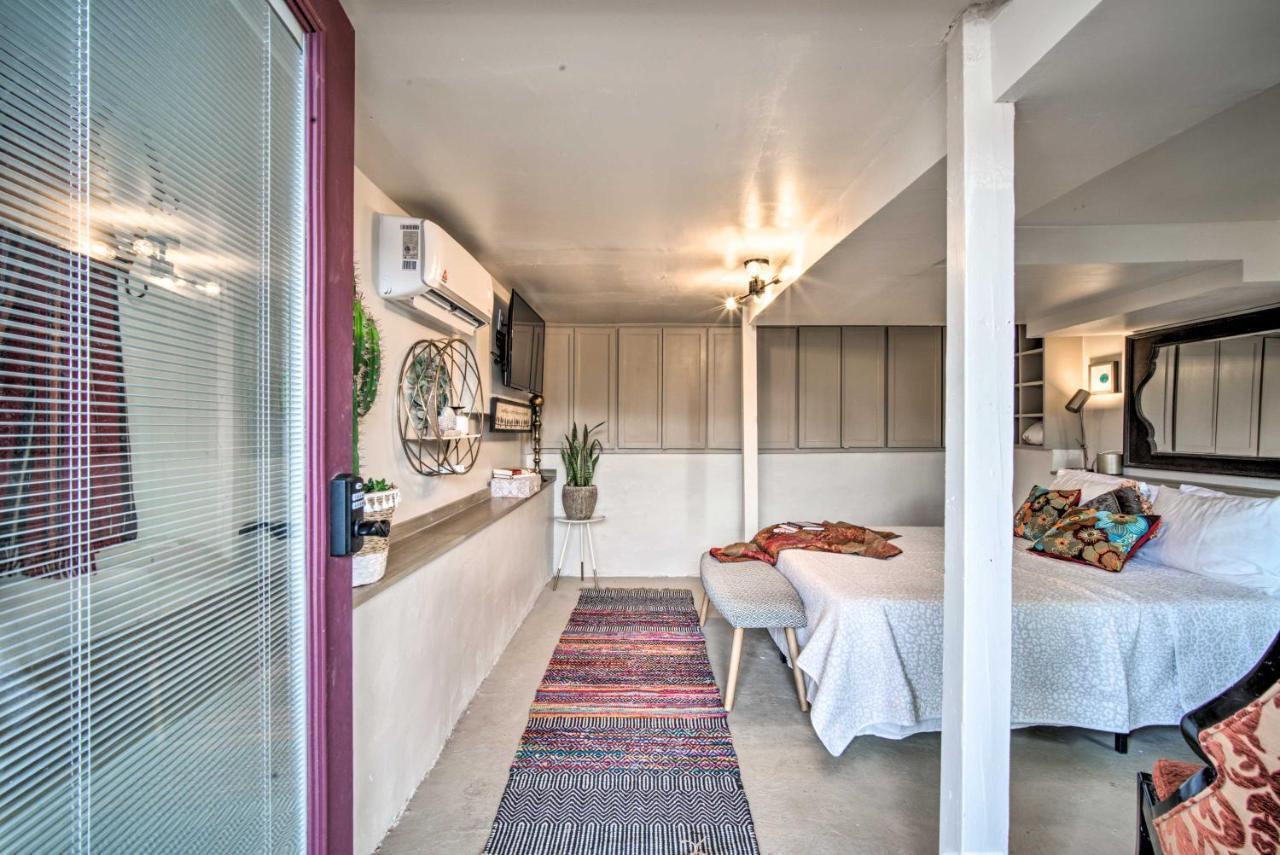 Cozy El Paso Studio With Patio About 5 Mi To Utep! エクステリア 写真